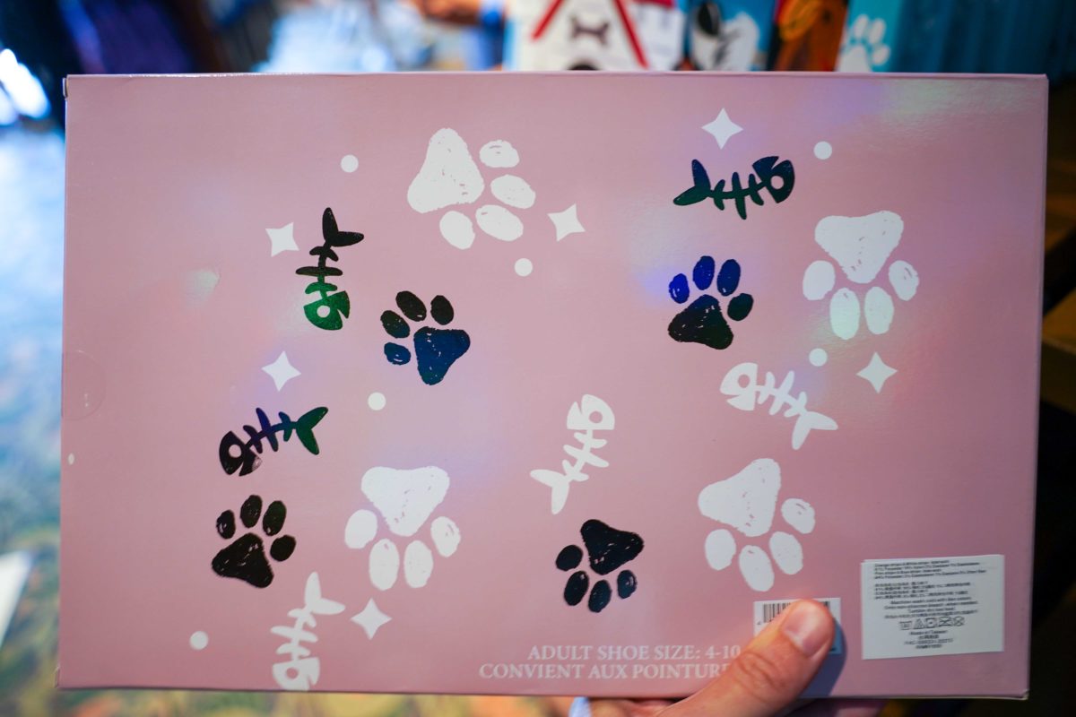 cat-and-dog-socks-520