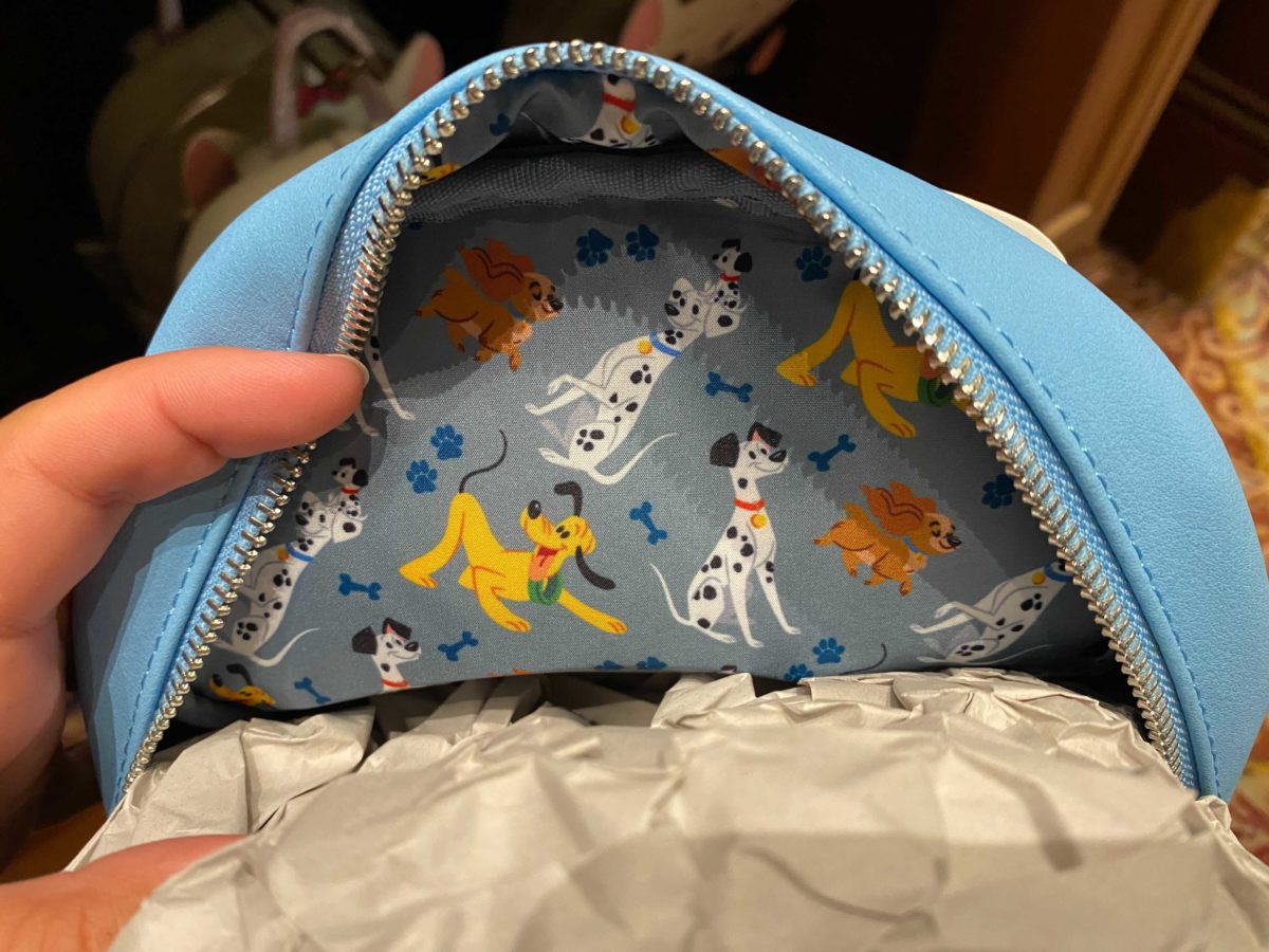disney-dogs-cats-loungefly-26