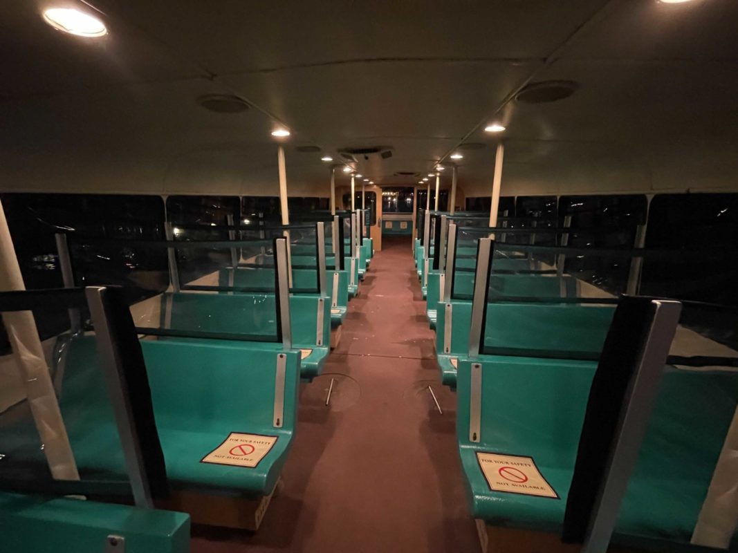 epcot-boats-plexiglass-1