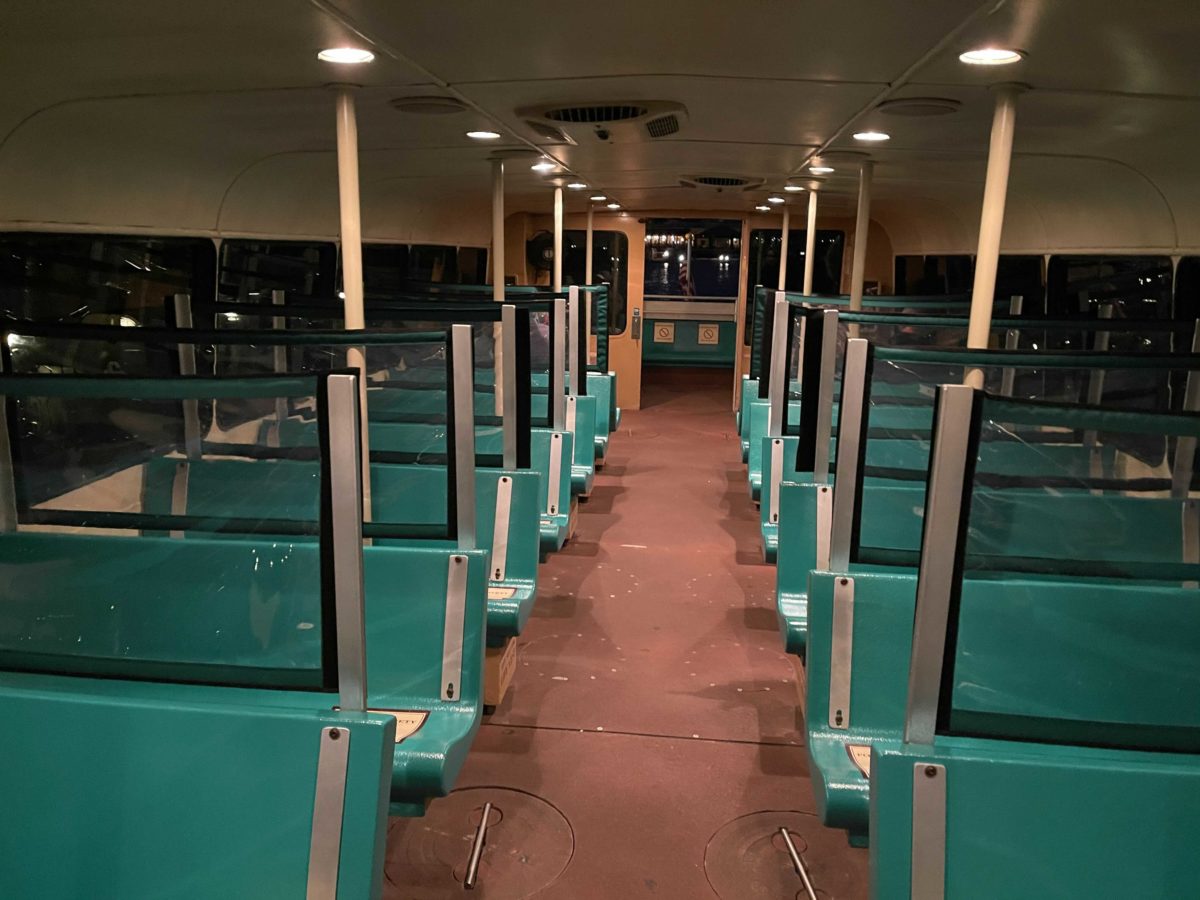 epcot-boats-plexiglass