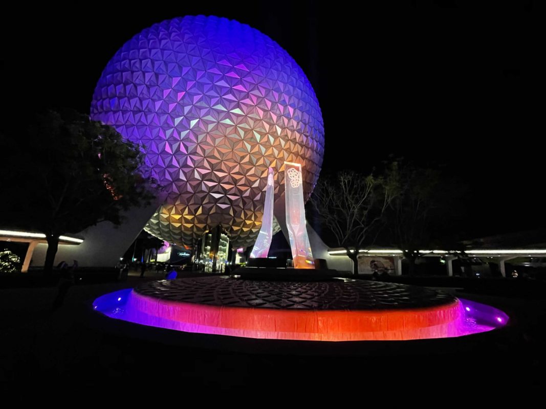 epcot-entrance-fountain-lit-up-night-50