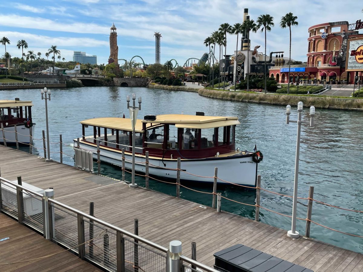 universal-boats-plexiglass-0