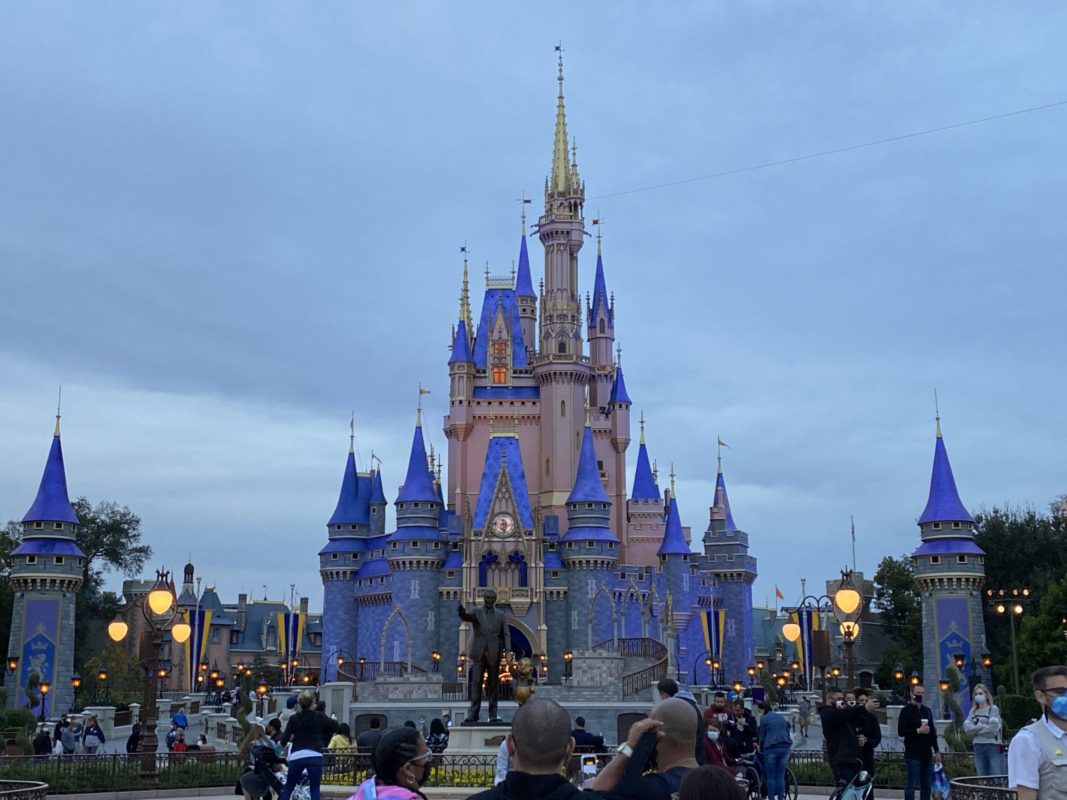 cinderella-castle-dusk-magic-kingdom-01122021-8088723