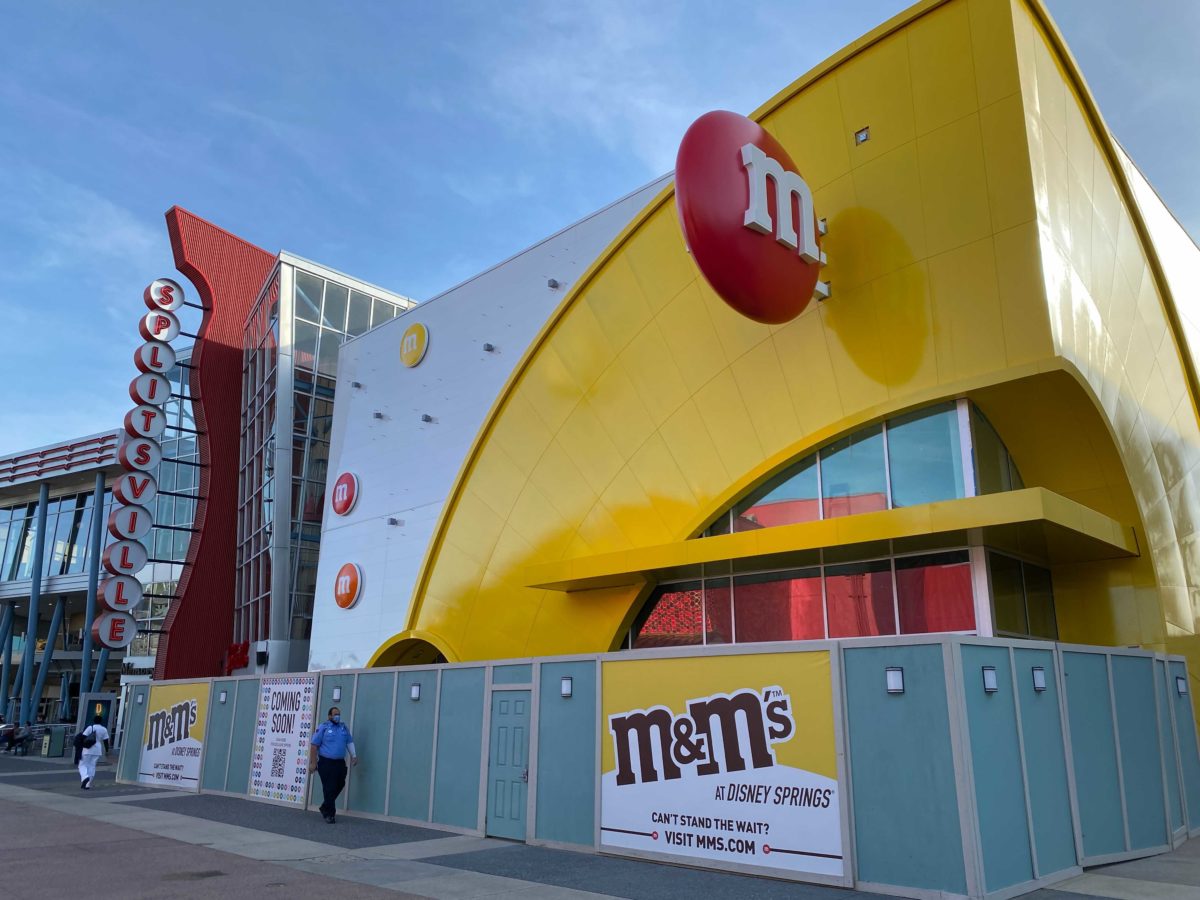 m&ms storefront