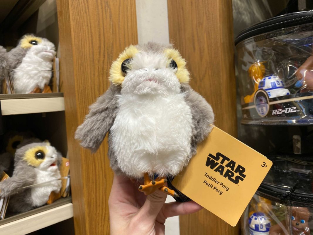 Shoulder Porg plush