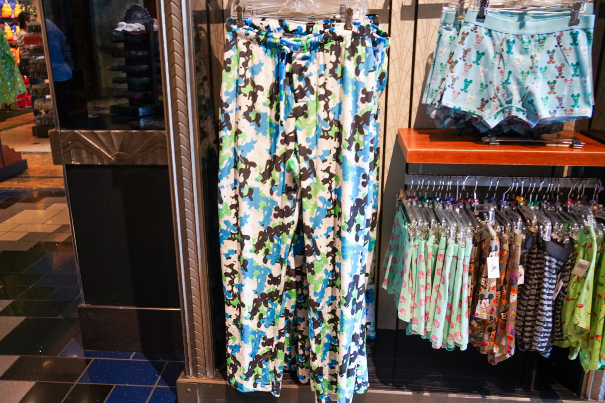 mickey-mouse-lounge-pants-1-17-21-1161157