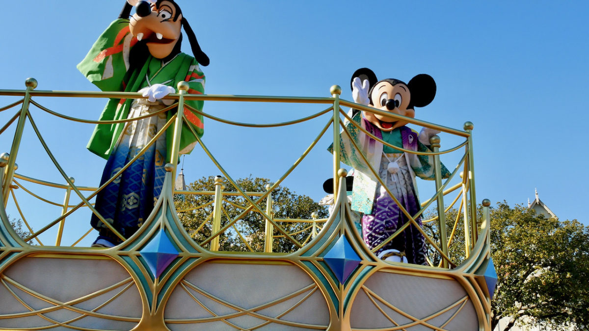 tokyo-disneyland-new-years-greeting-2021
