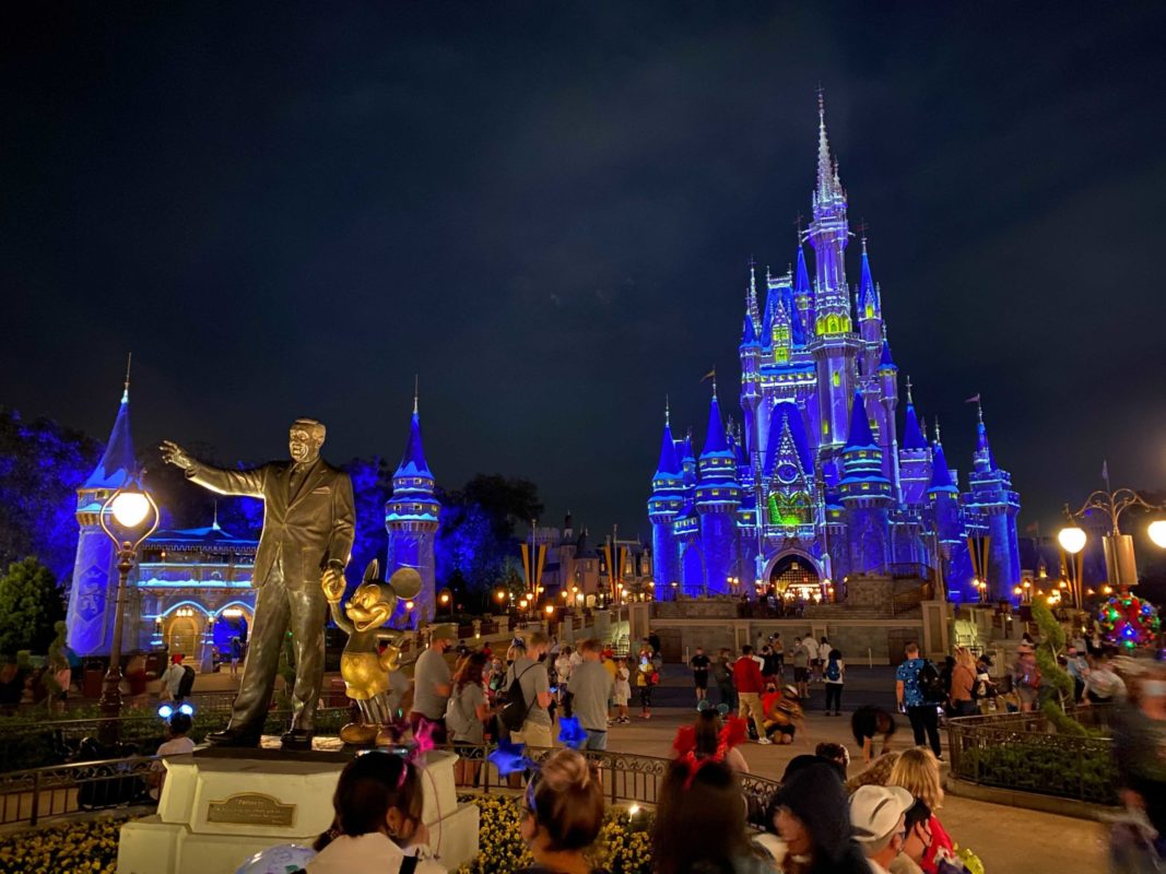 cinderella-castle-night-new-years-eve-featured-5