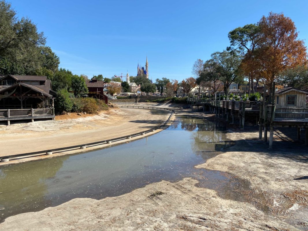 rivers-of-america-refilling-1-3208780