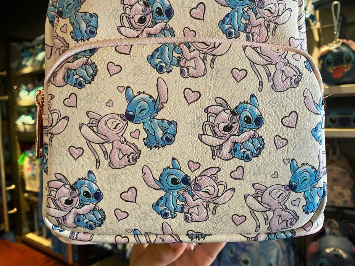 stitch-angel-loungefly-backpack-8