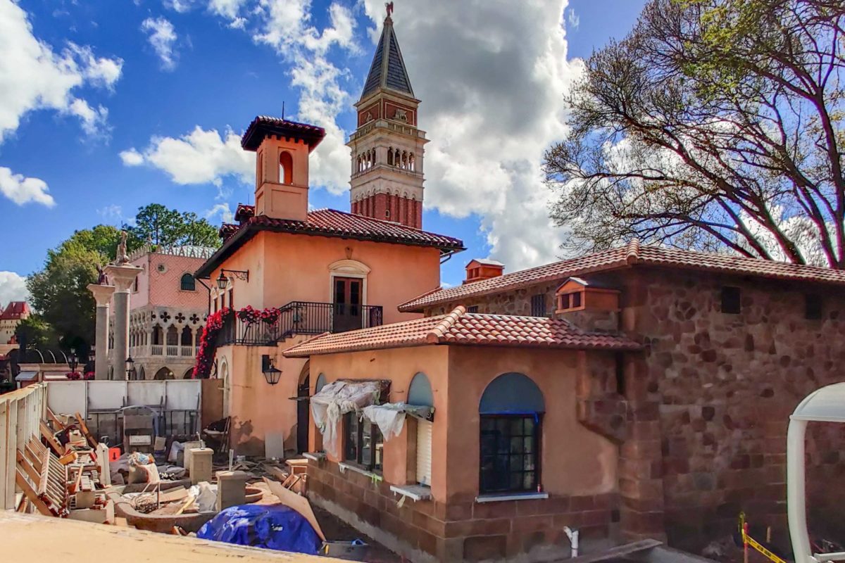 construction_la-gelateria-_italy-pavilion_epcot_01-2367640