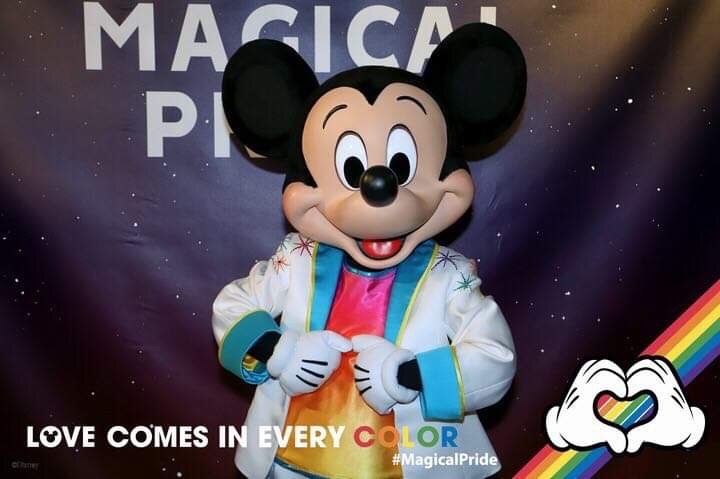disneyland-paris-pride-mickey-9