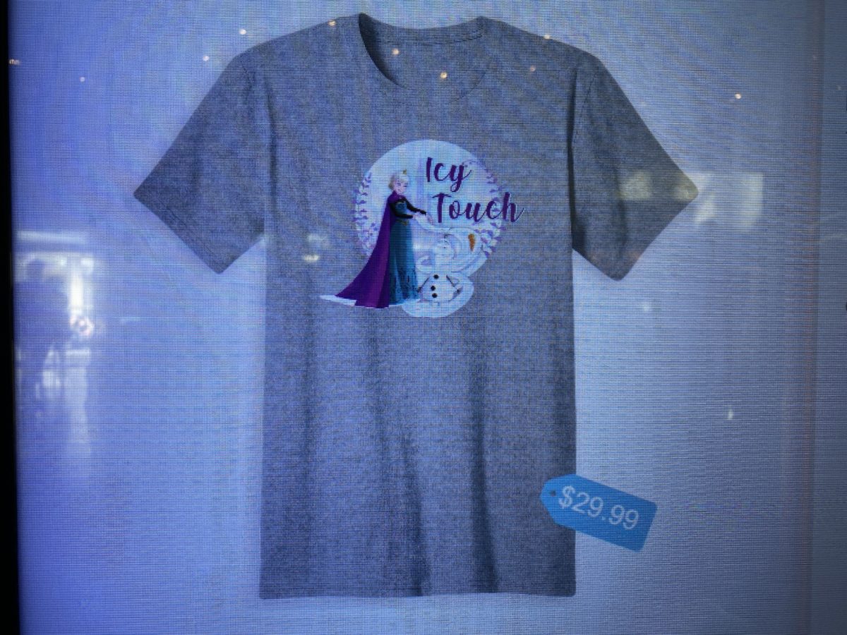 icy-touch-elsa-made-shirt-kiosk-magic-kingdom-02122021-2862193