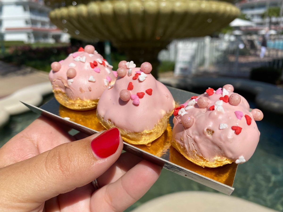 princess strawberry cream puff