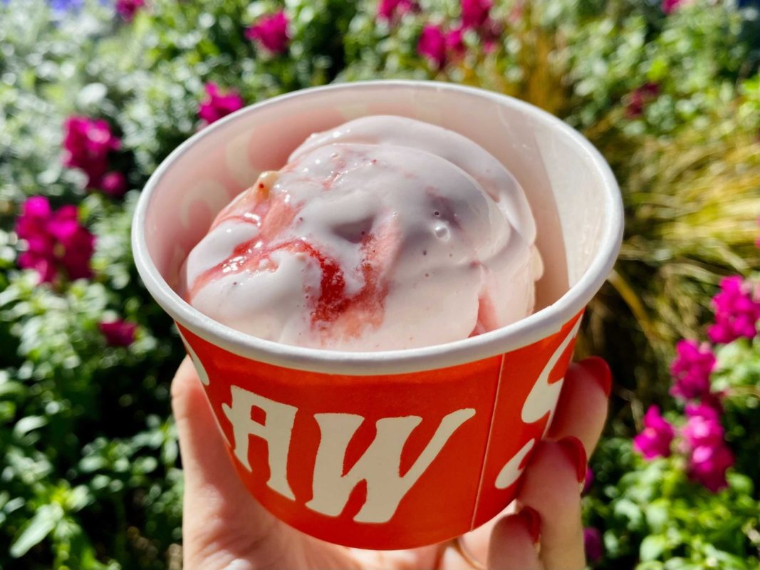 strawberry tres leches ice cream salt and straw