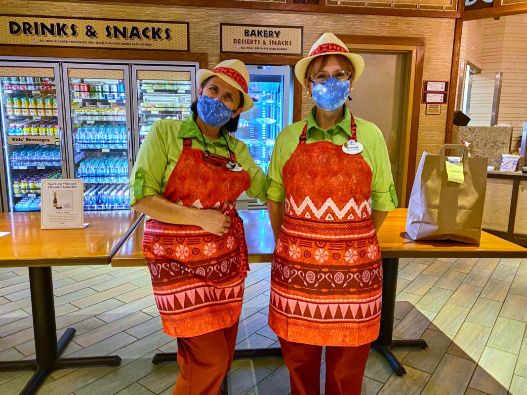 polynesian capt. cook's moana apron