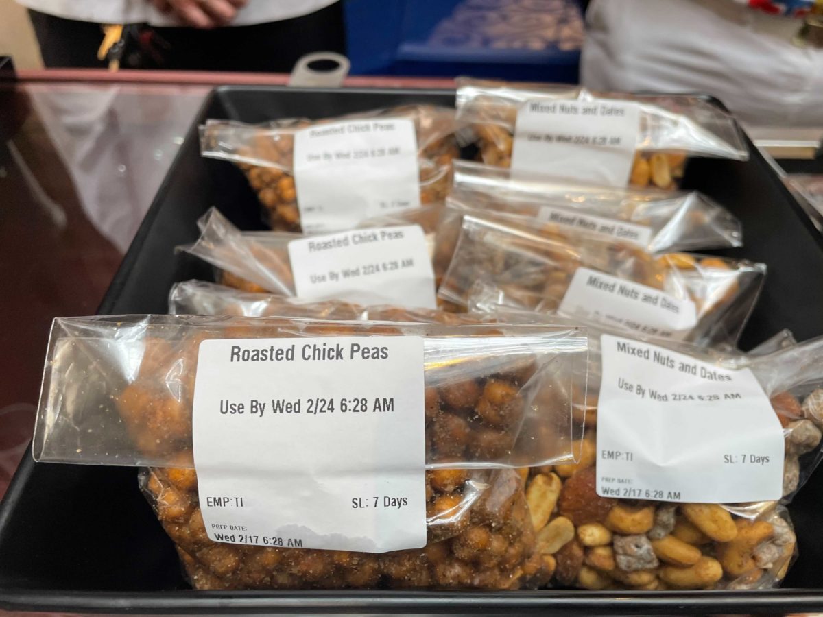 morocco-snack-cart-chick-peas