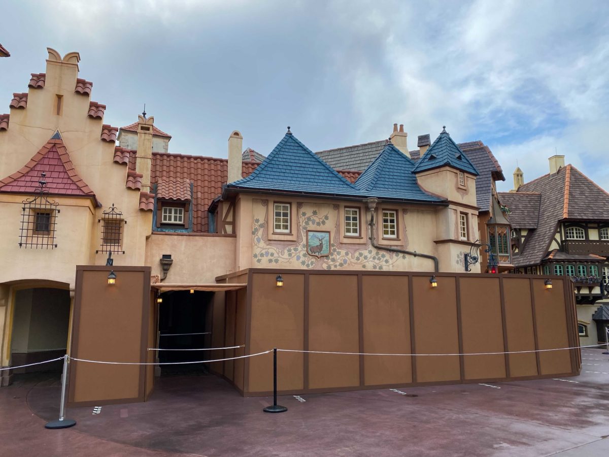 peter-pans-flight-construction-walls-8