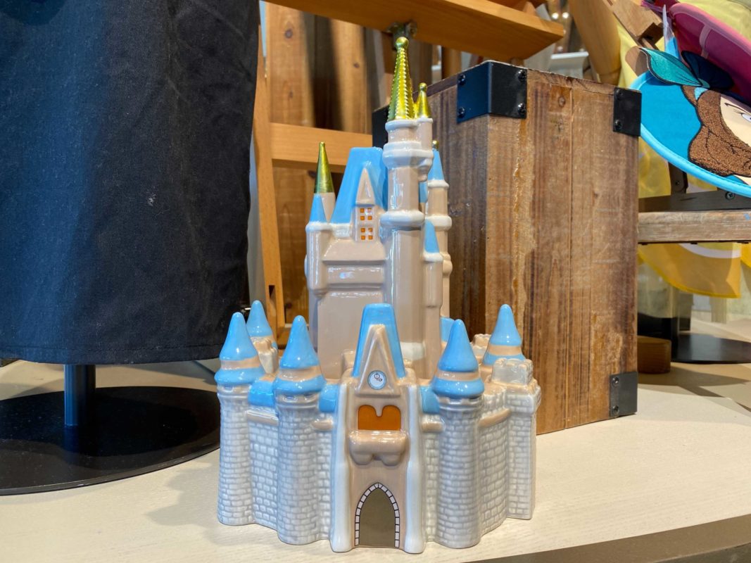 cinderella-castle-cookie-jar-0