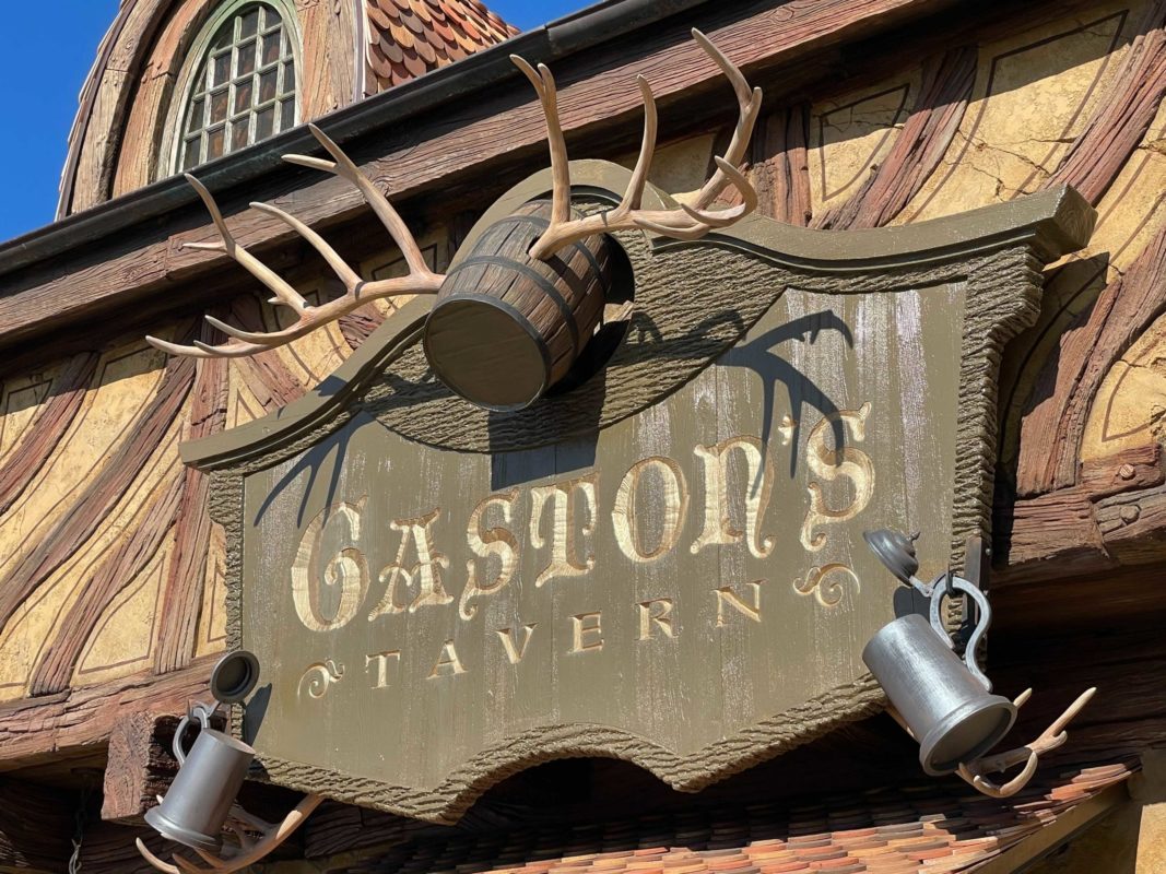 gastons-tavern-sign-1