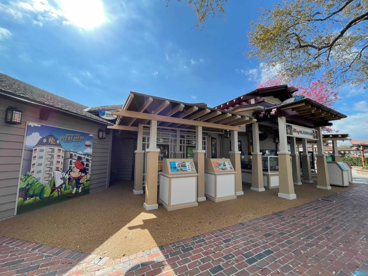 rivieralegokiosk2-7136285