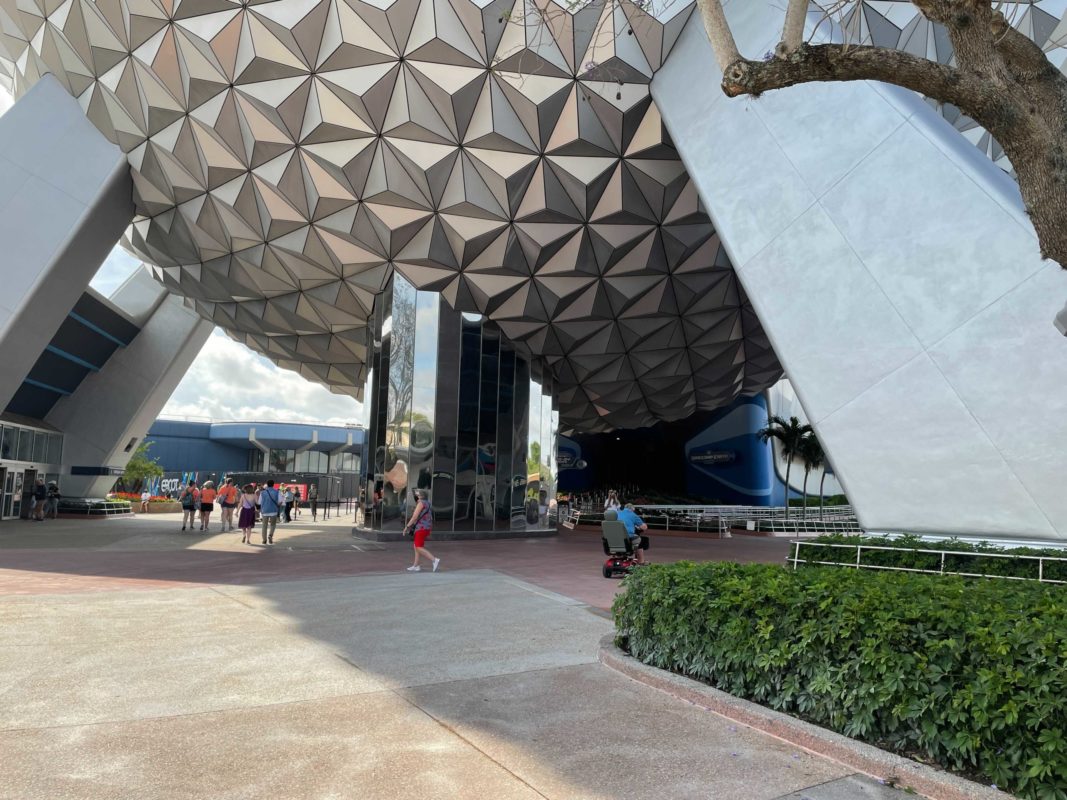 epcot-pavement-work-2-4735472