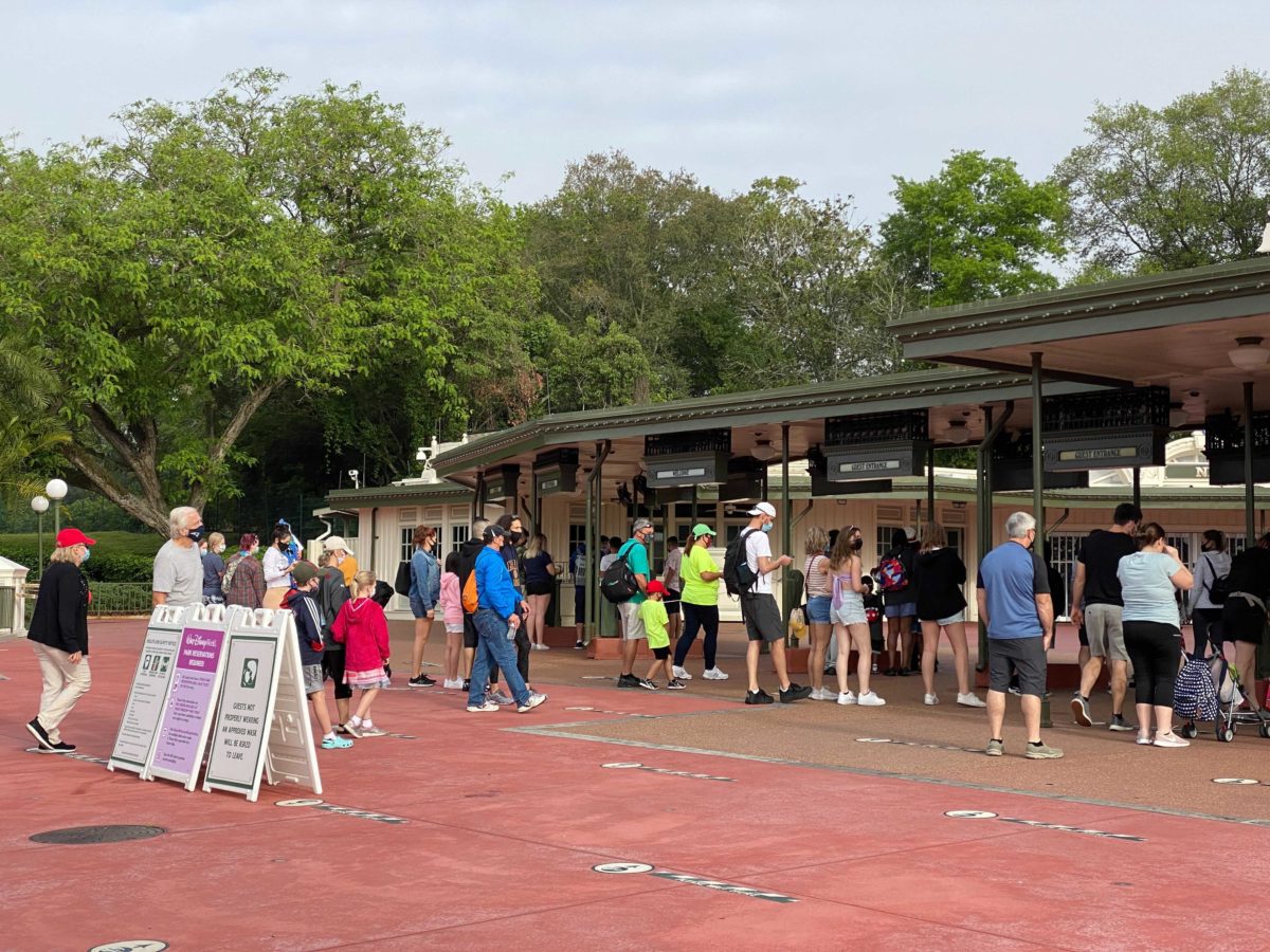 disney-park-entry