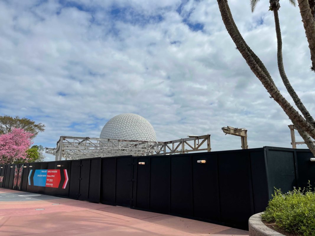 star wars galactic cruiser aerial view