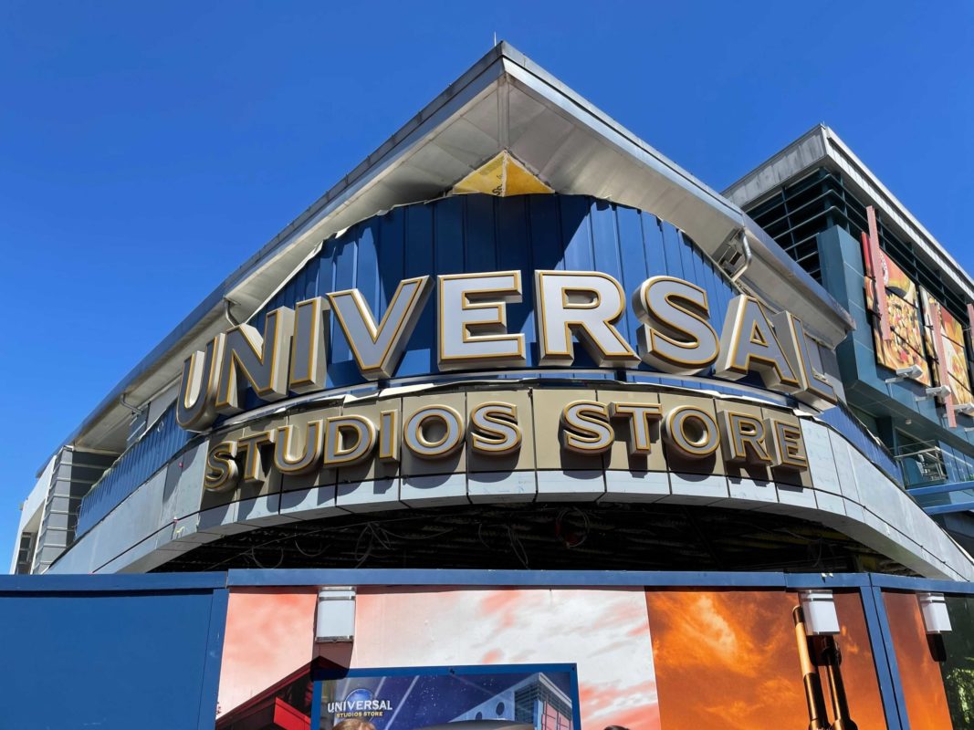 universal-studios-store