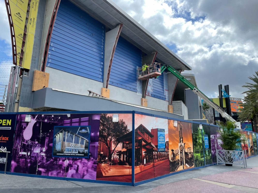 universal orlando citywalk legacy store