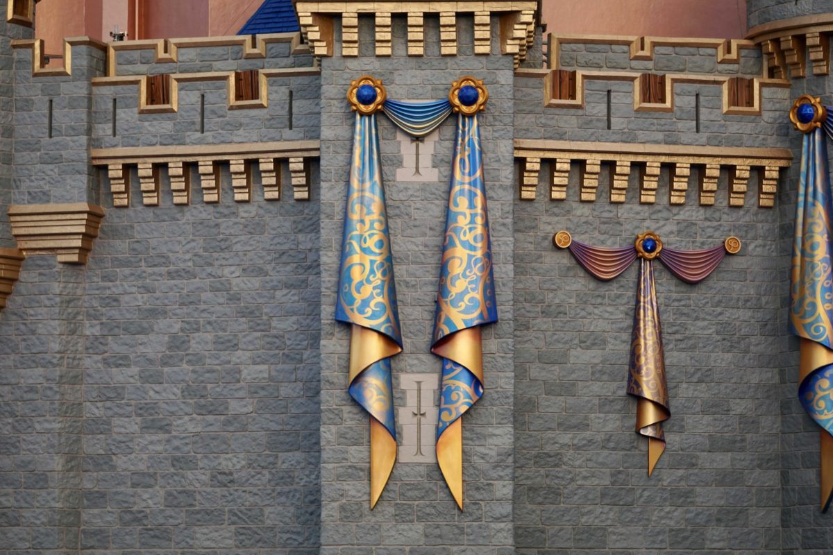 cinderella-castle-50th-decorations