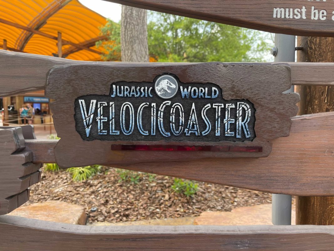 velocicoaster-height-sign