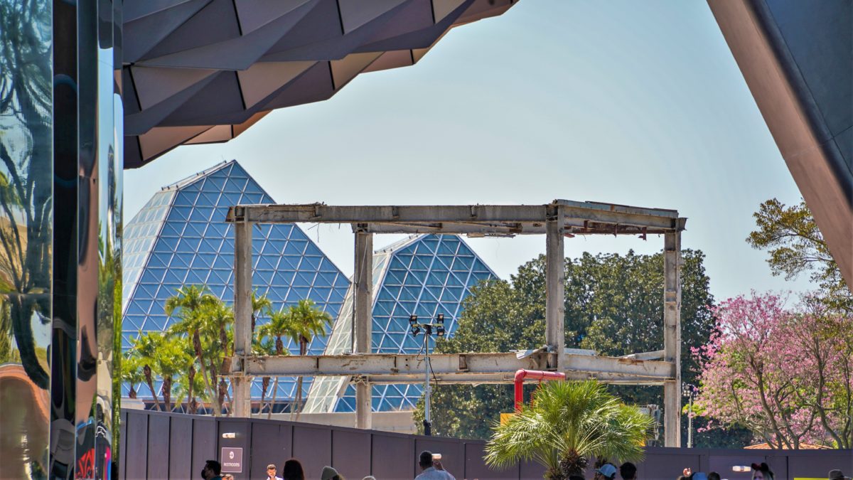 Last Parts of Innoventions West Frame Through Spaceship Earth Breezeway