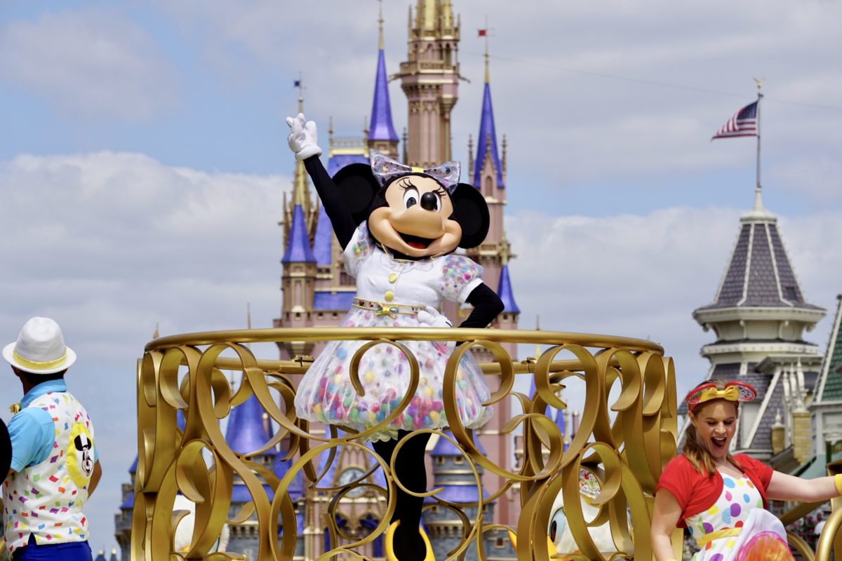 minnie-mouse-top-of-float-2-international-womens-day-magic-kingdom-03082021-4548334
