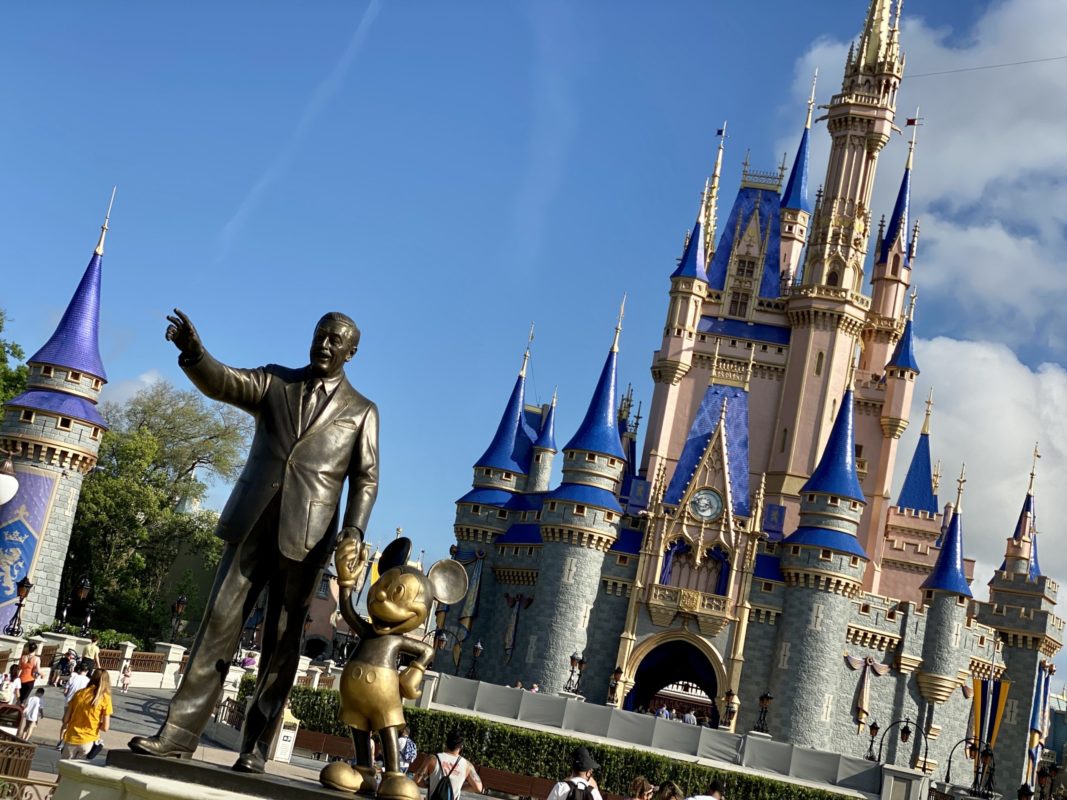 partners-statue-cinderella-castle-featured-image-hero-magic-kingdom-03282021-1220917