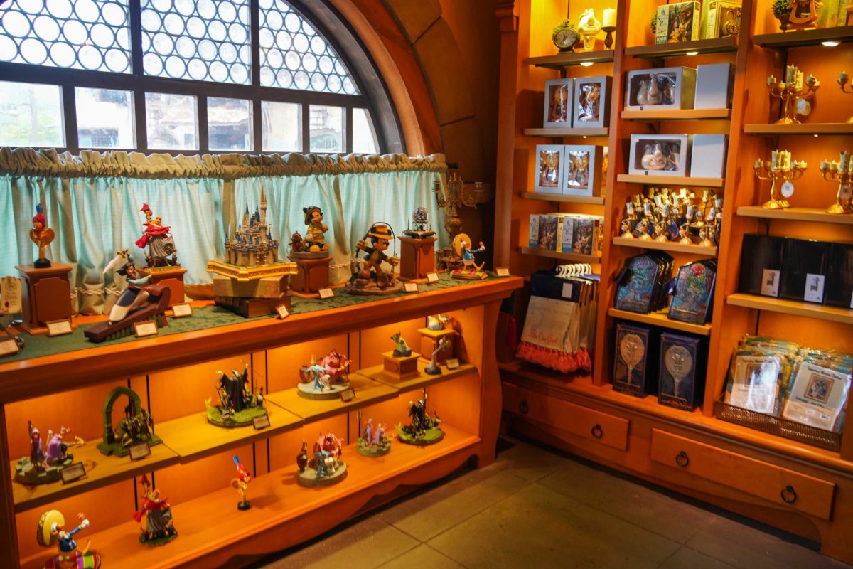 bonjour-village-gifts-art-of-disney-25