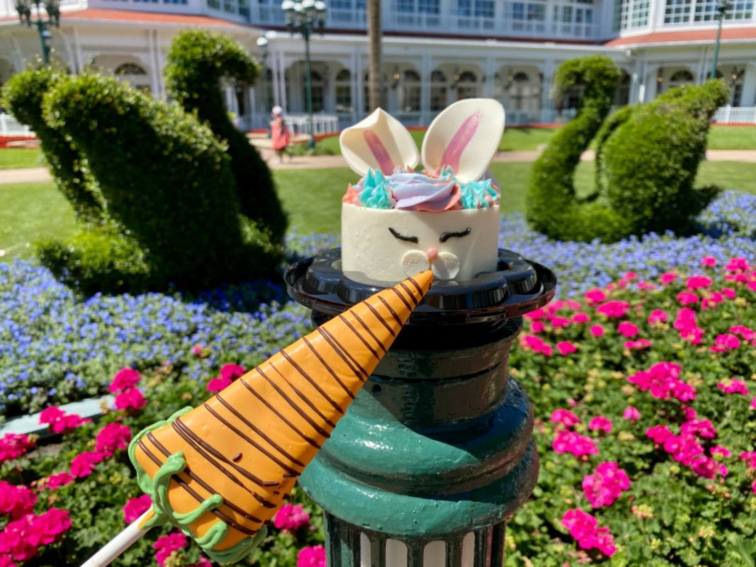 carrot blondie pop and mini bunny cake