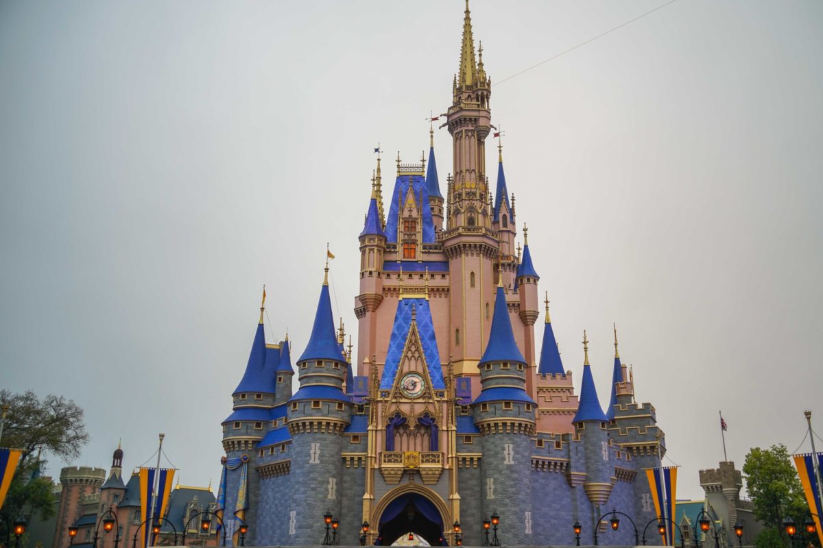 cinderella-castle-50th-decor-03-22242