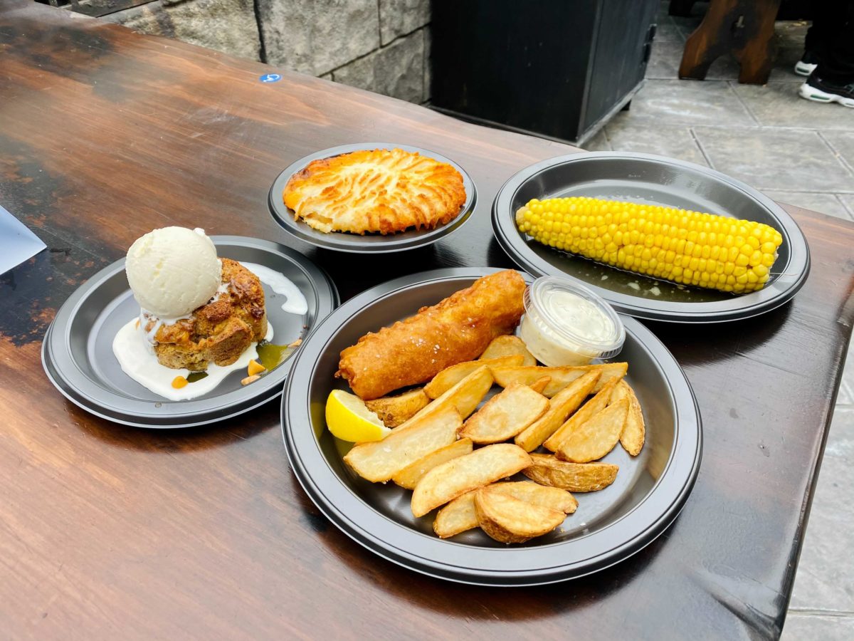 fish-chips-roasted-corn-shepherds-pie-sticky-toffee-bread-pudding-taste-of-universal-1