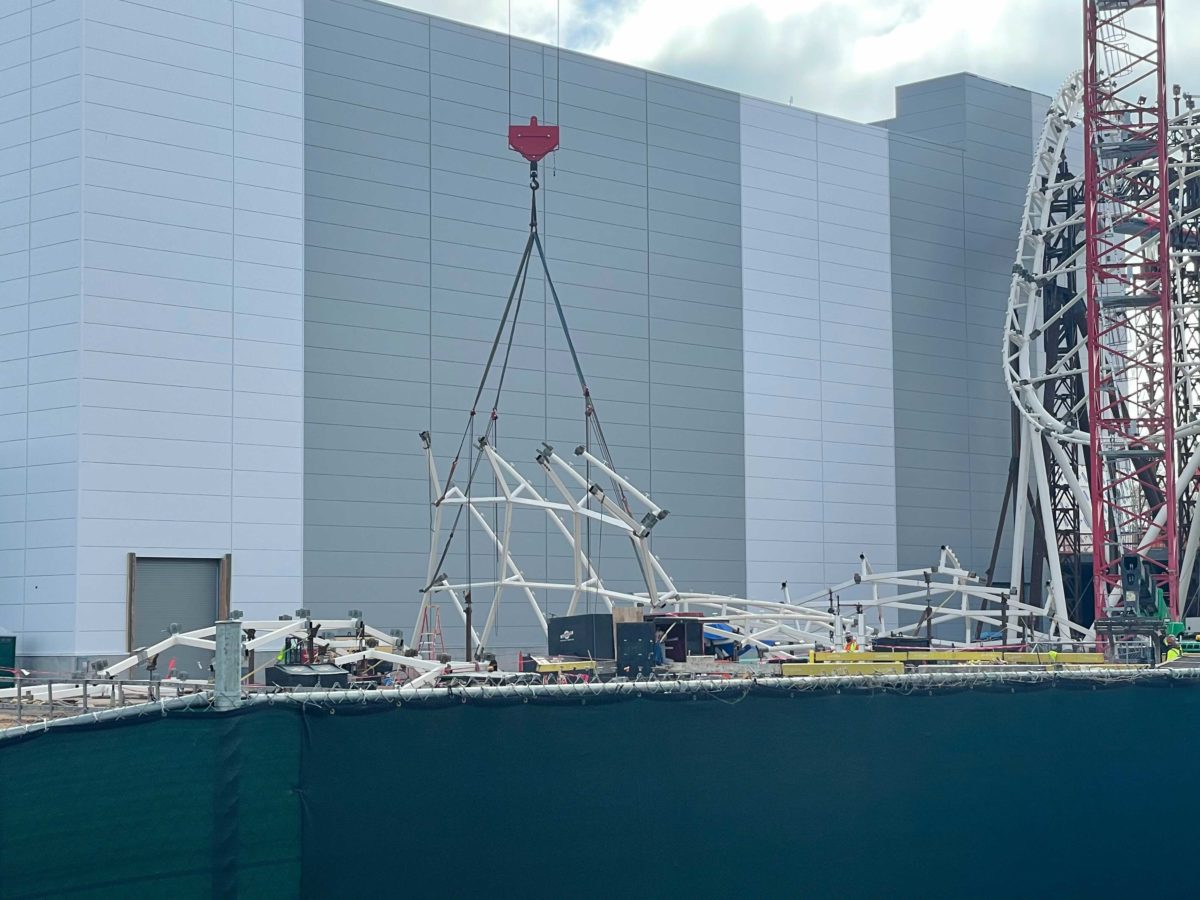 tron-lightcycle-run-construction-march-4-7