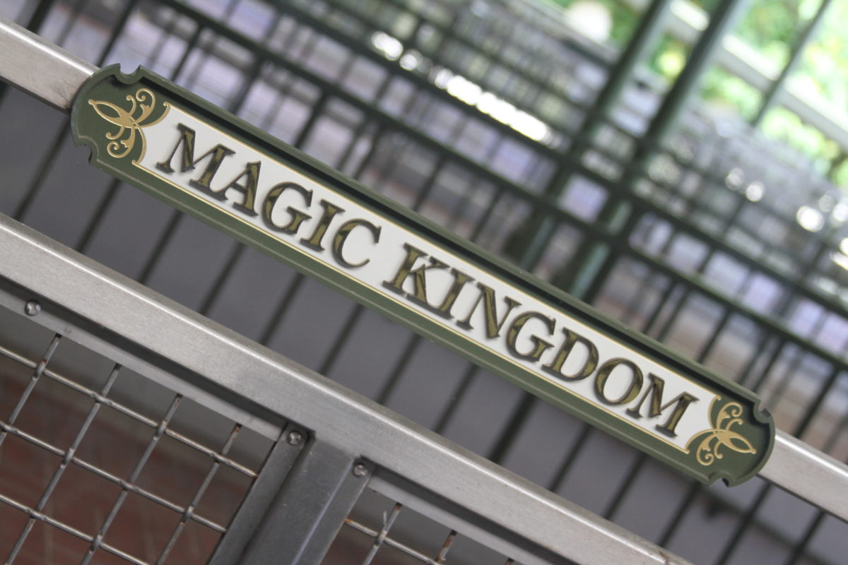 00_feature_42221-2087009