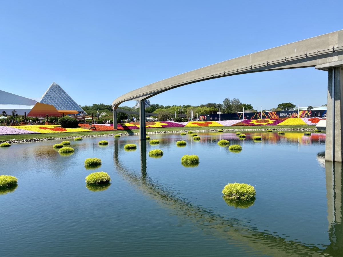 flower-and-garden-landscaping-featured-image-hero-epcot-04132021-5625262
