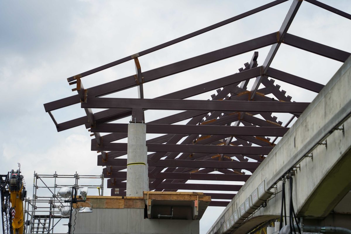 disney-polynesian-construction-update-monorail-station-04-24-2136