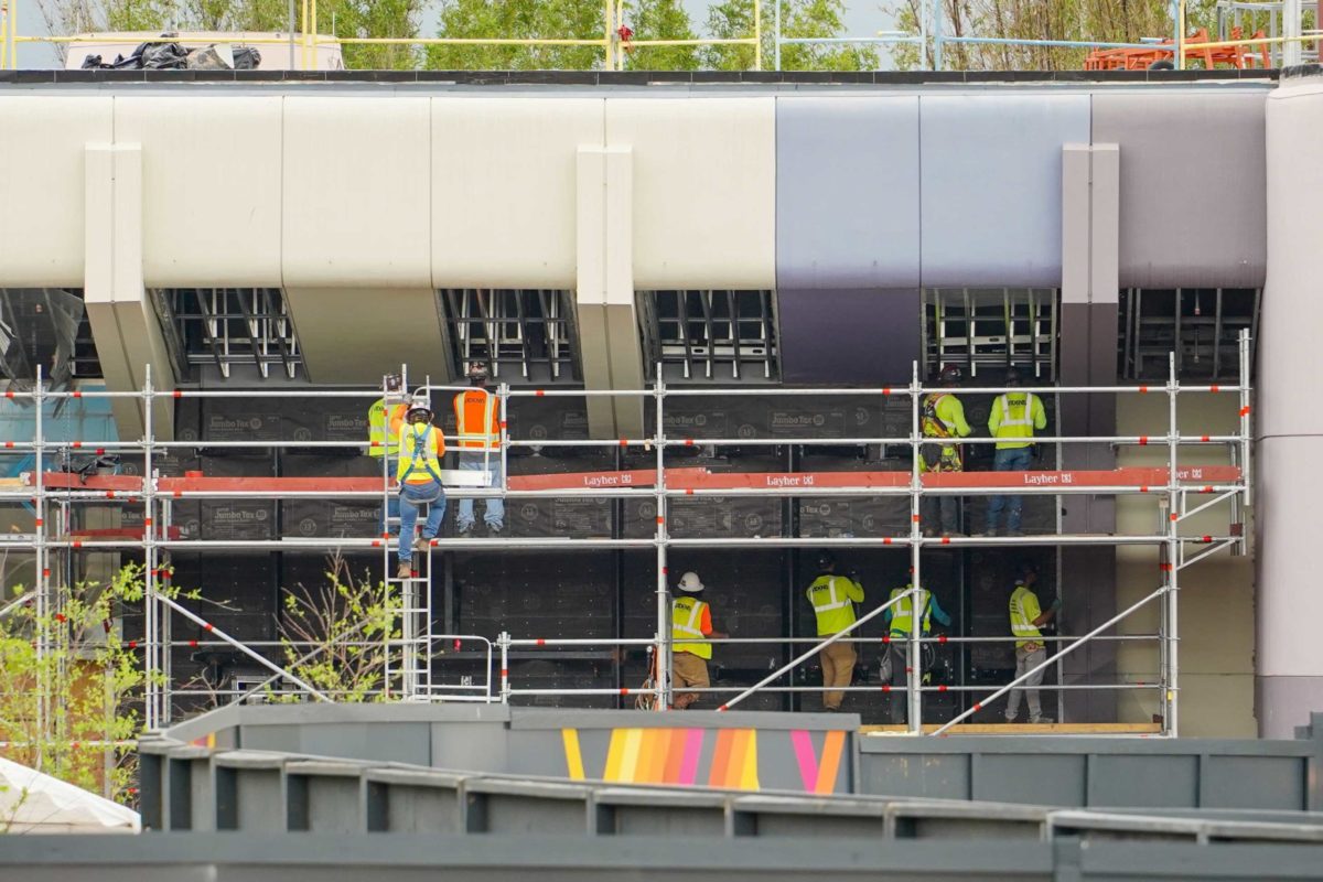 epcot-construction-04-11-43
