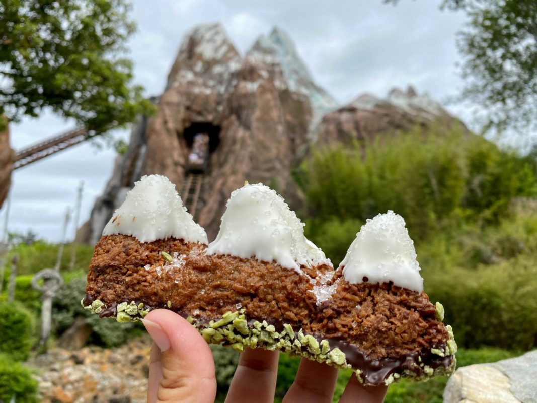 everest-macaroon-1-2