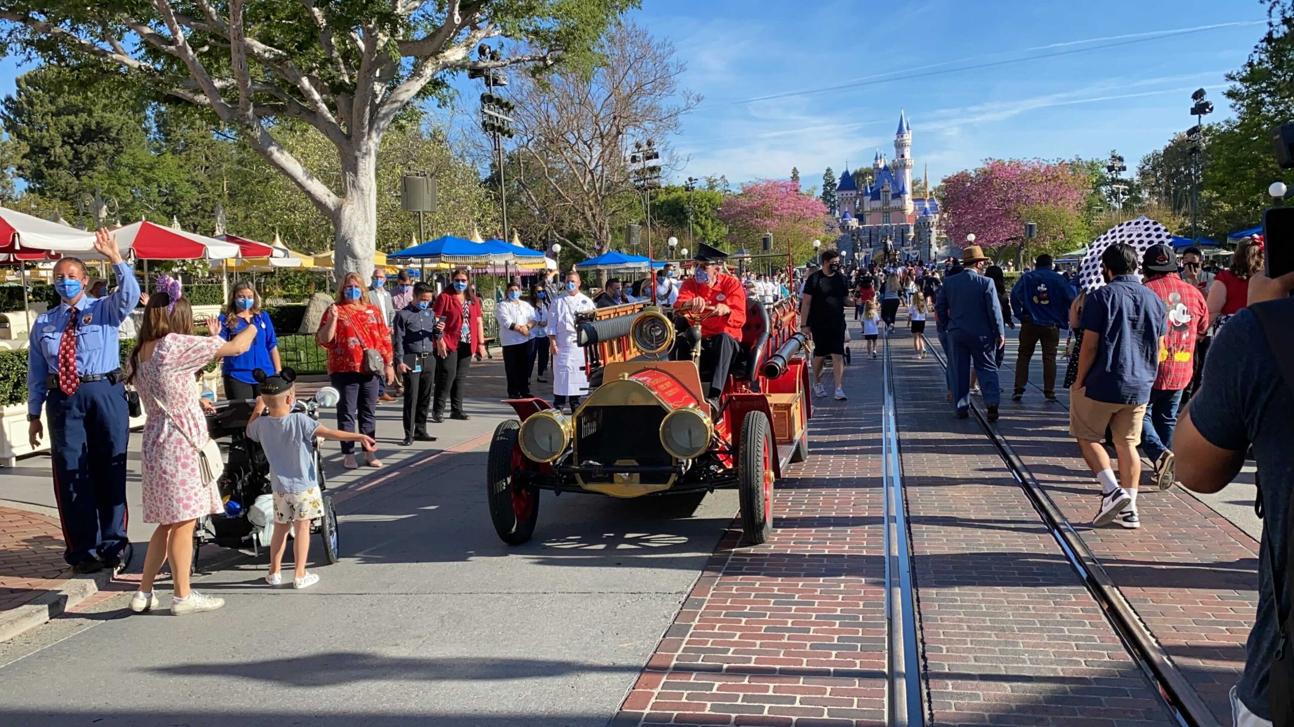 main-street-fire-engine-2