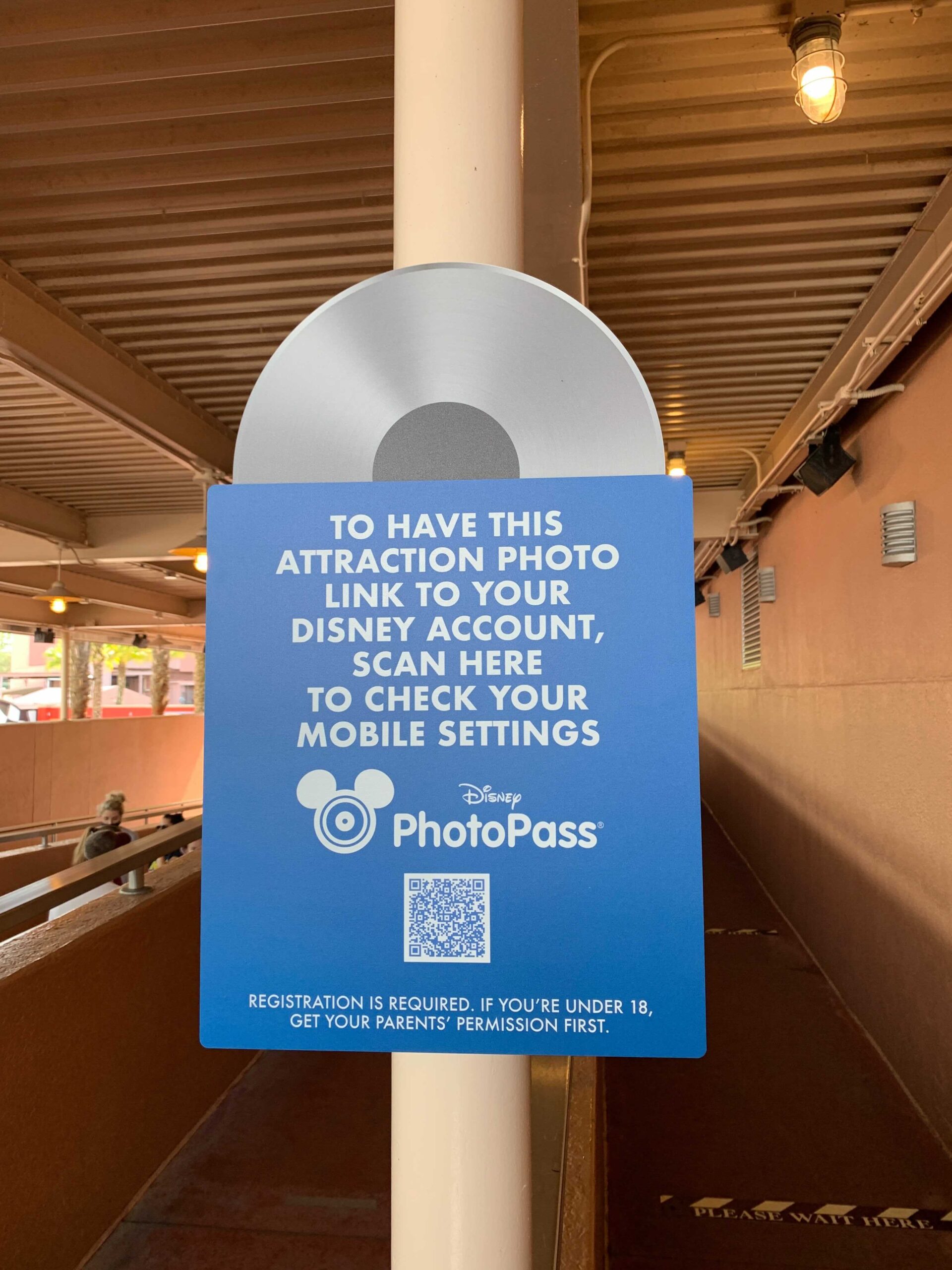 photopass-sign-9366367