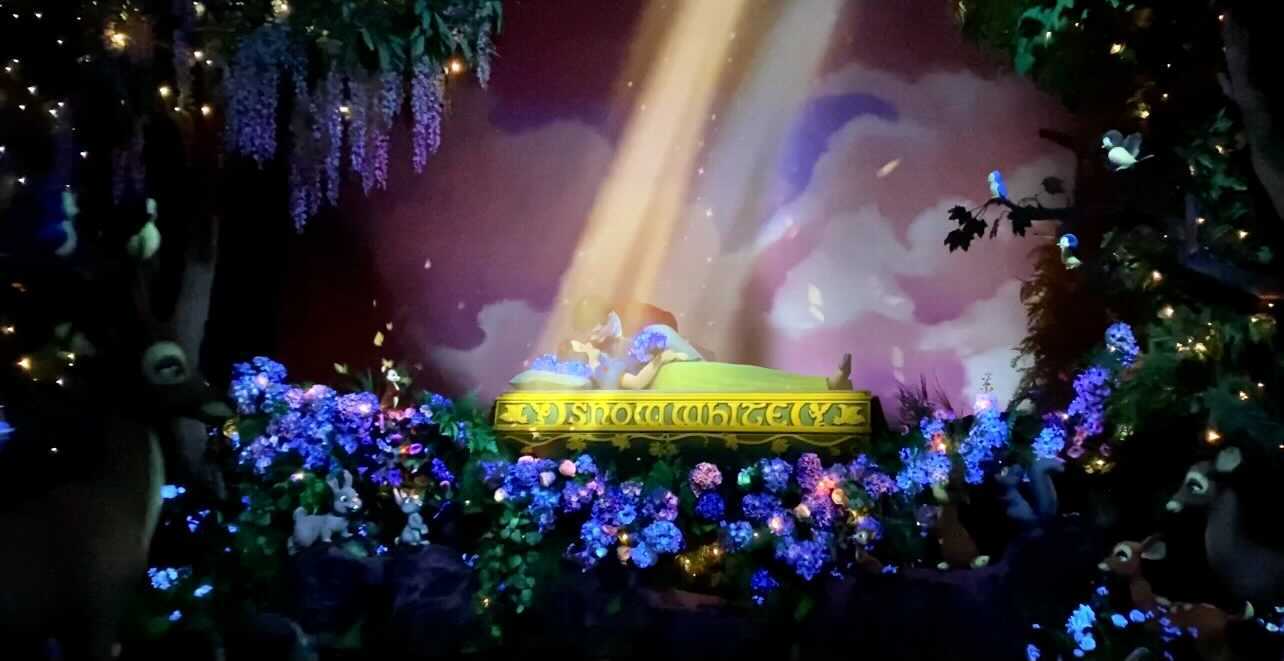 snow-whites-enchanted-wish-2