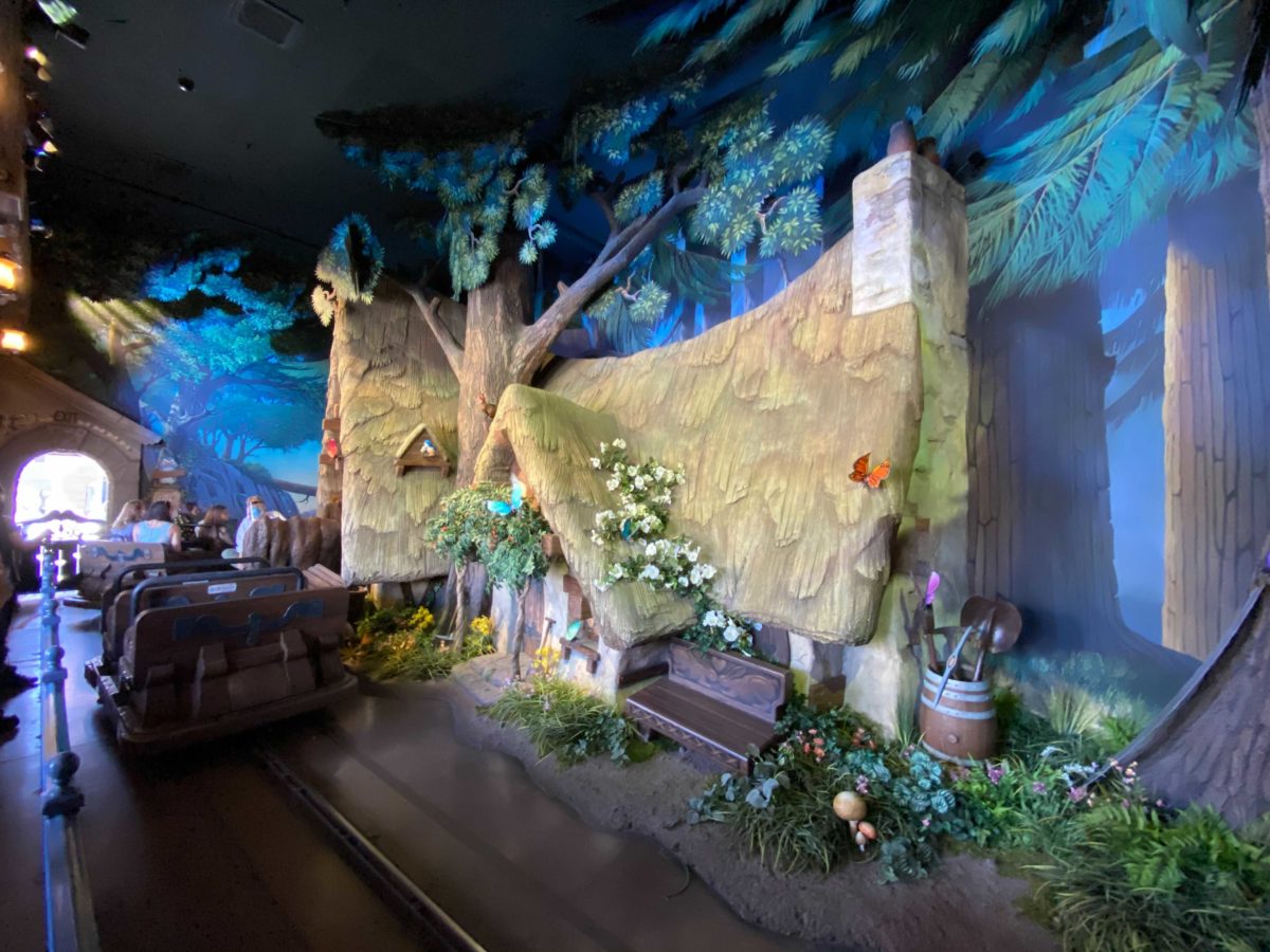 snow-whites-enchanted-wish-queue-1-2