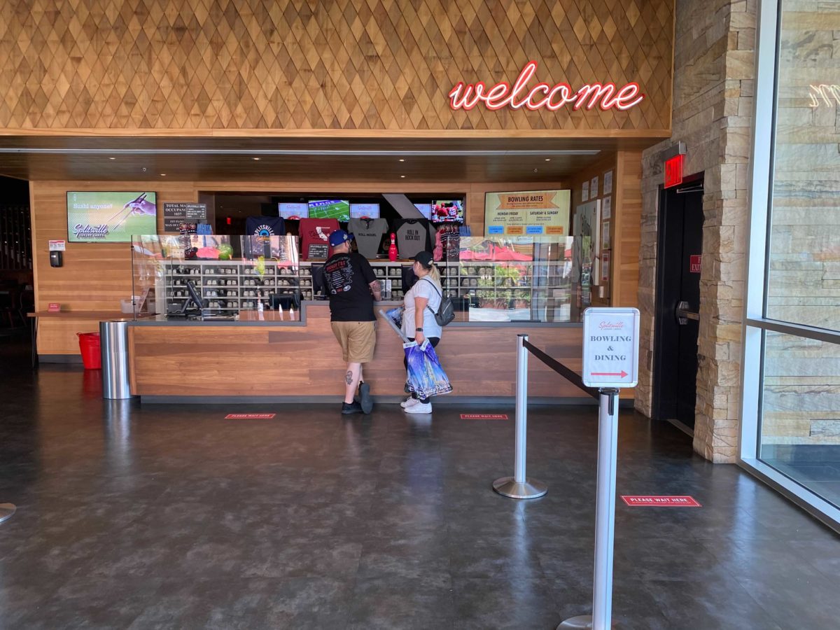 splitsville-reopen-downtown-disney-disneyland-resort-4